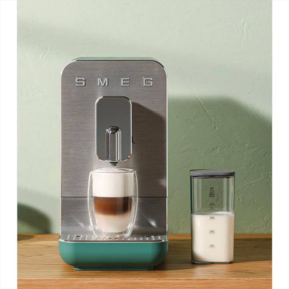 Immagine del prodotto SMEG - Macchina da caff&egrave; automatica BCC13EGMEU-Verde smeraldo