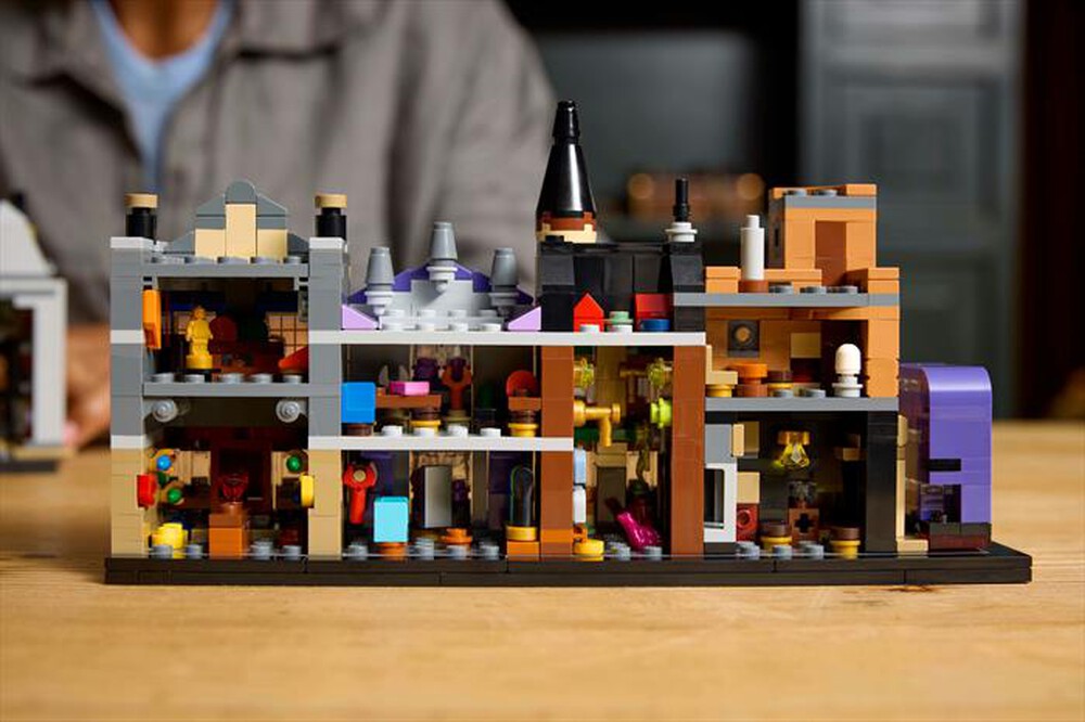 Immagine del prodotto LEGO - HARRY POTTER Negozi di magia di Diagon Alley 76444