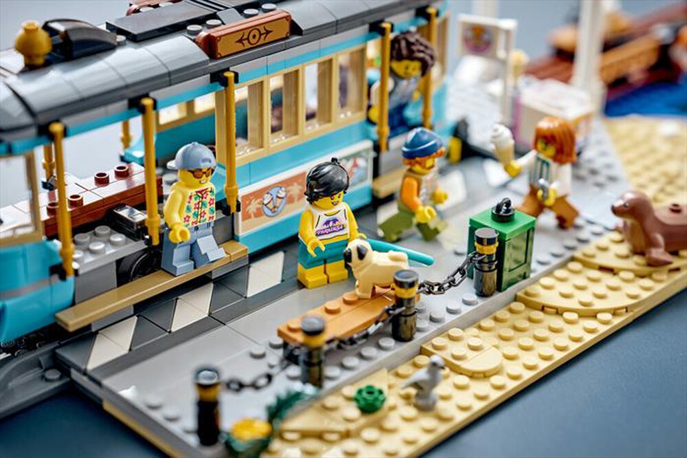 Immagine del prodotto LEGO - CITY Tram classico della spiaggia - 60506