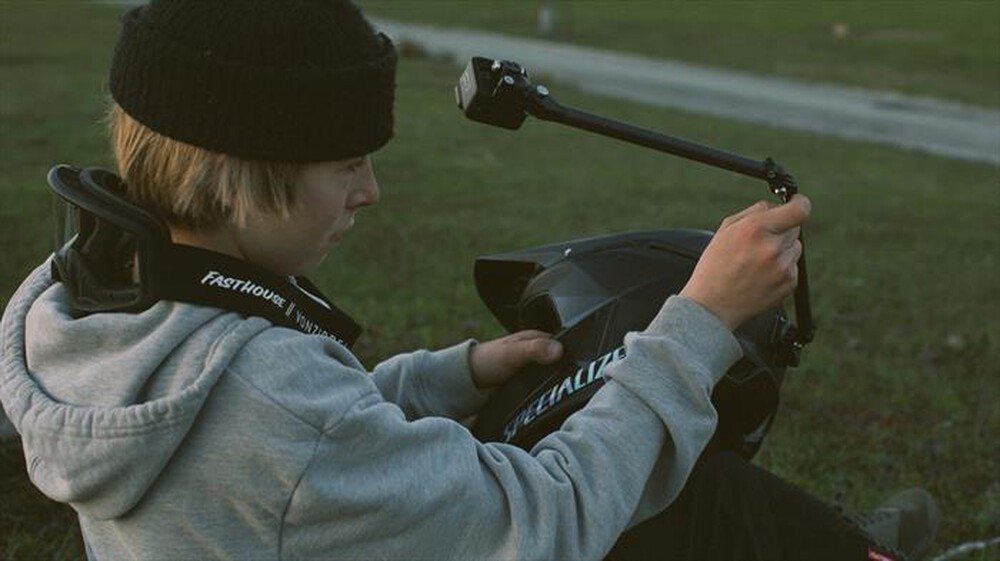 Immagine del prodotto GoPro - Supporto per fotocamera BOOM + ADHESIVE MOUNTS-Nero