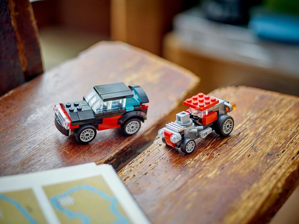 Immagine del prodotto LEGO - CREATOR Autocarro con elicottero 31146