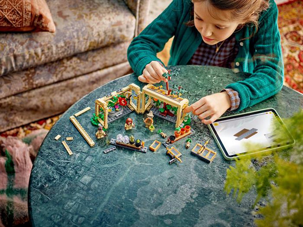 Immagine del prodotto LEGO - HARRY POTTER Hogwarts: lezione di erbologia 76445
