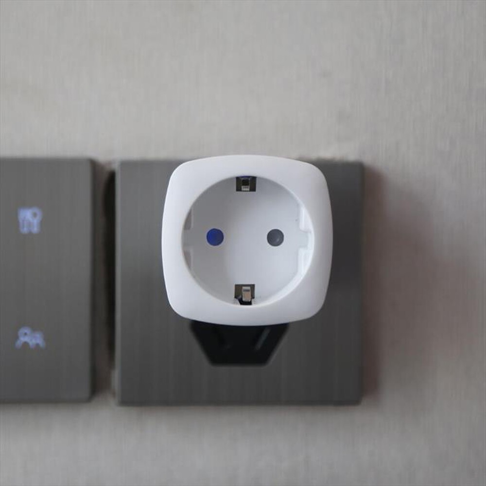 Immagine del prodotto EZVIZ - T30 10B SMART PLUG  CONTROLLO CONSUMI-White