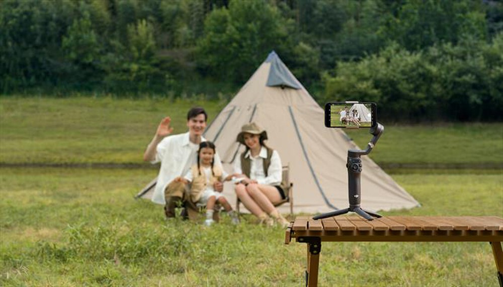Immagine del prodotto DJI - Stabilizzazione a 3 assi OSMO MOBILE 6-Black