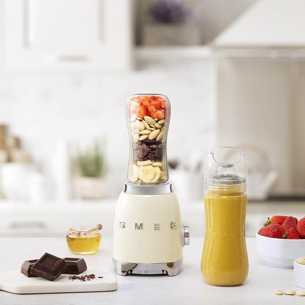 Immagine del prodotto SMEG - Frullatore Compatto 50's Style- PBF01CREU-Panna