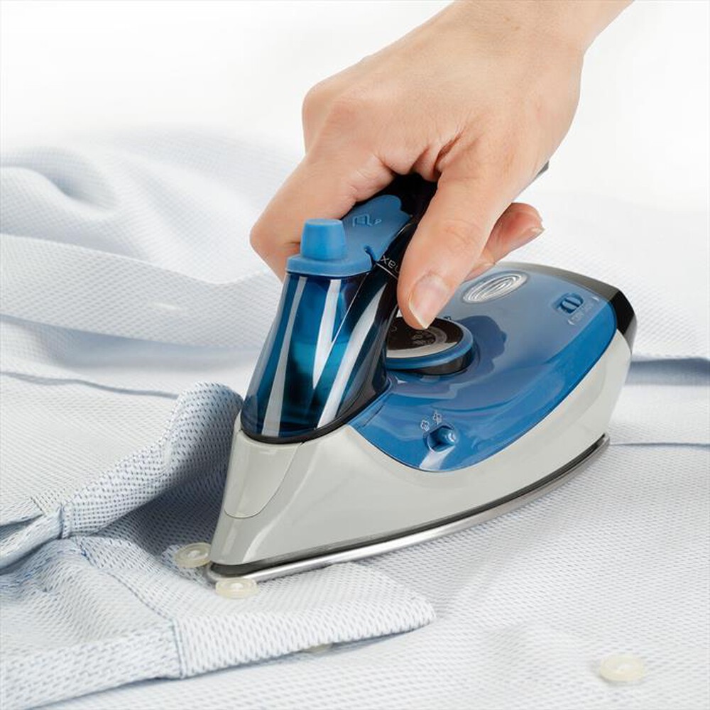 Immagine del prodotto BLACK & DECKER - Ferro da stiro a vapore BXIR1000E-GRIGIO-SMERALDO