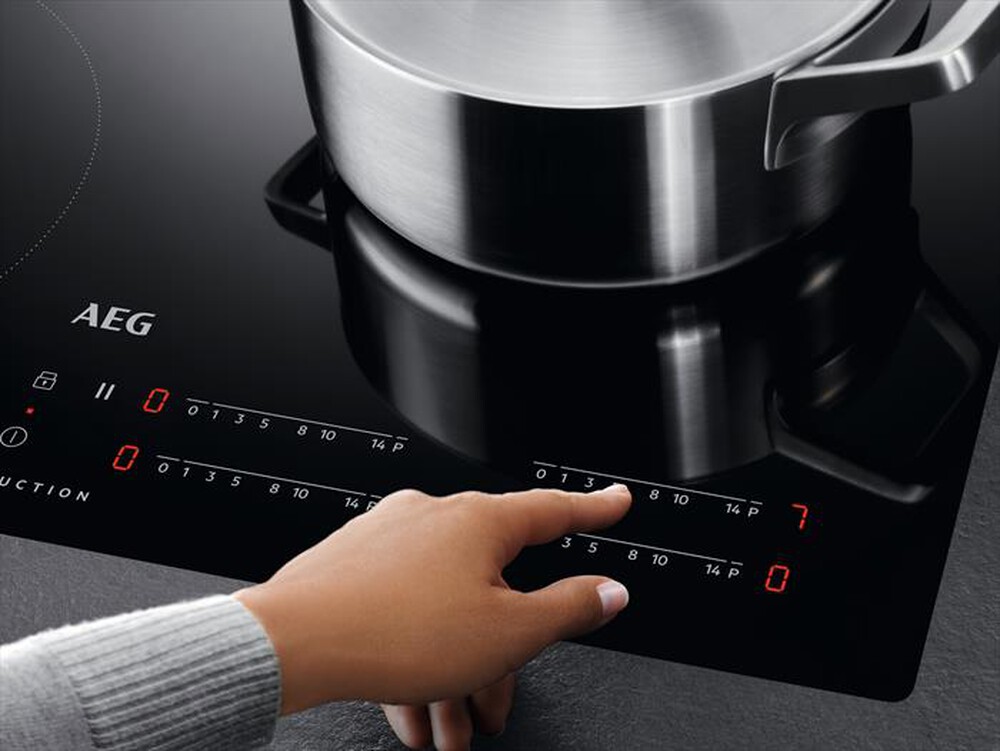 Immagine del prodotto AEG - Piano cottura induzione IKE64473IB-Nero