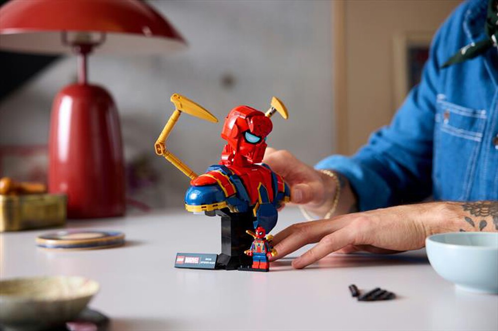 Immagine del prodotto LEGO - SUPER HEROES MARVEL Busto di Iron Spider-Man 76326