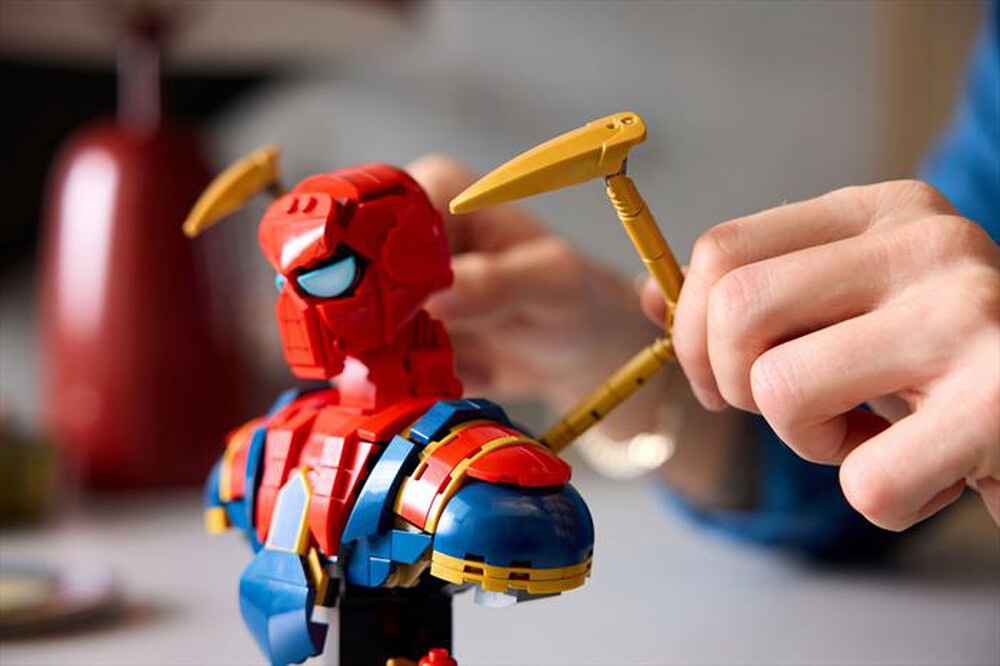 Immagine del prodotto LEGO - SUPER HEROES MARVEL Busto di Iron Spider-Man 76326