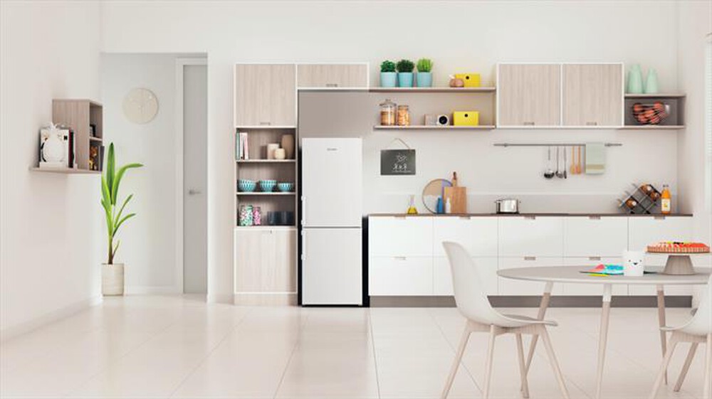 Immagine del prodotto INDESIT - Frigorifero combinato IB55 532 W Classe E 229 lt-White